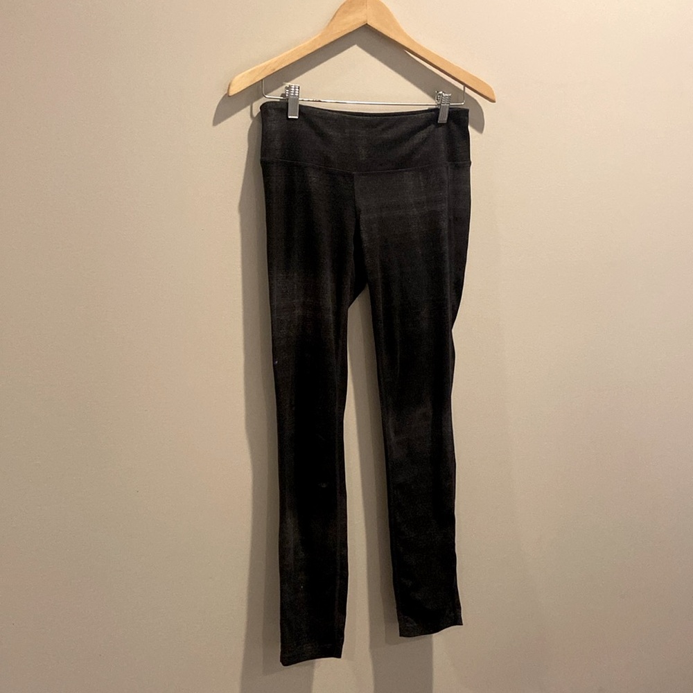 Athleta yoga pants